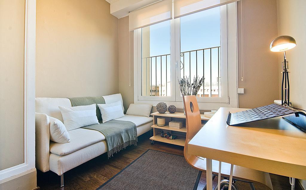 You Stylish The Most Luxury Apartment Барселона Экстерьер фото