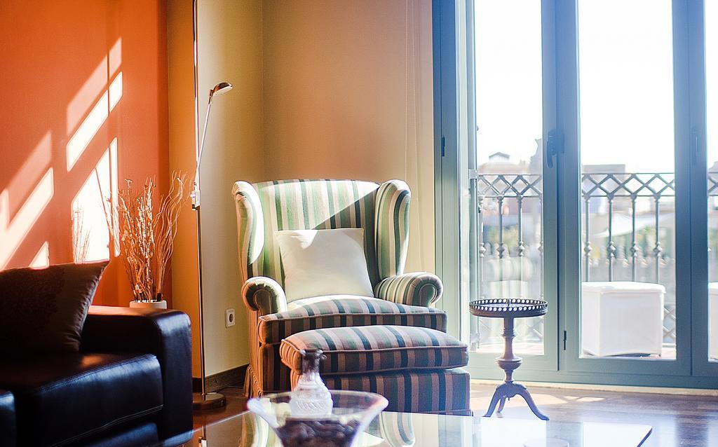 You Stylish The Most Luxury Apartment Барселона Экстерьер фото