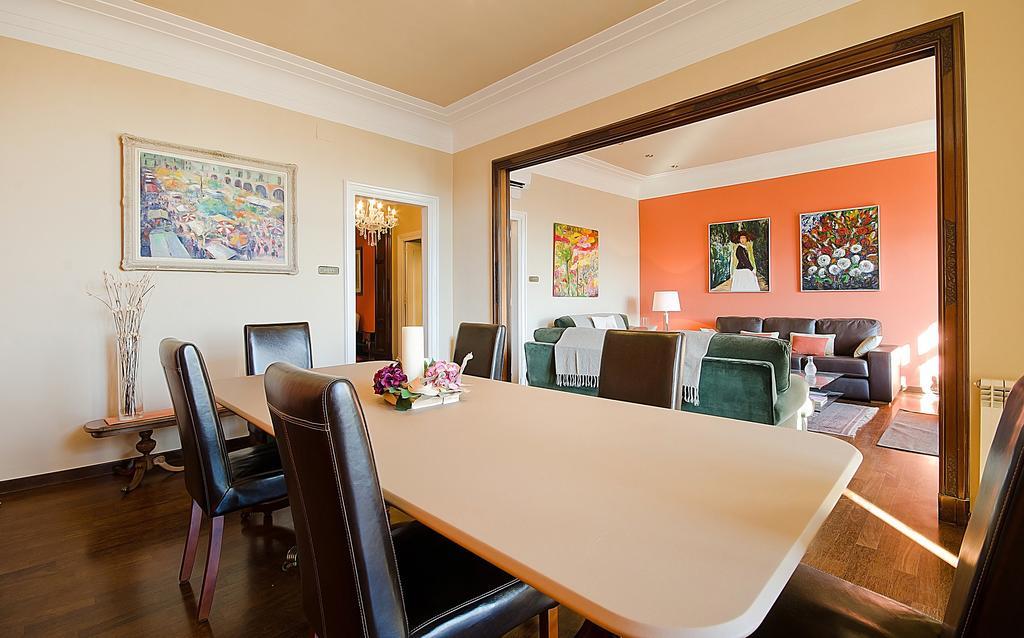 You Stylish The Most Luxury Apartment Барселона Экстерьер фото